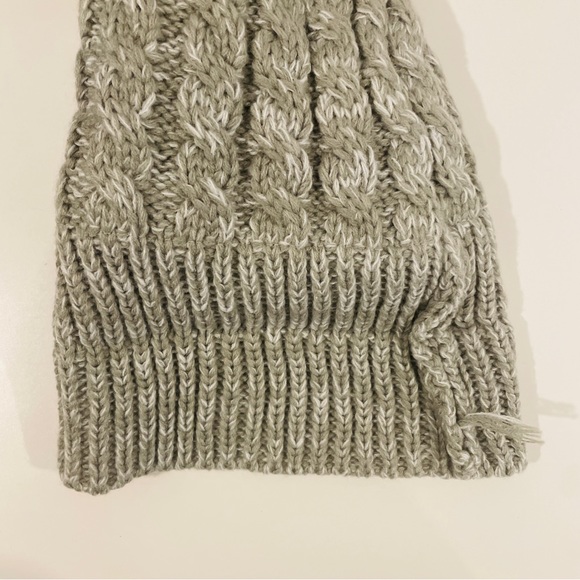 Just Cozy Lined Pom Pom Wool Winter Hat - Picture 6 of 11